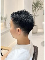 ジョウン(joe.)&nbsp;くせ毛を活かしたビジネススタイル