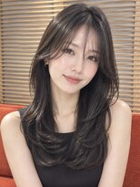 オアシスアヴェダ ザ・ペニンシュラ東京(OASIS AVEDA)&nbsp;セミロング・暗髪ロング・レイヤー・銀座日比谷有楽町20代30代