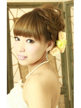 ヘアメイクサロンシャルメ(Hair Make Salon CHARMER) CHARMERフィッシュボーンアップスタイル