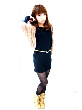 メタ(META) Sexy&Sweet系のセミディスタイル