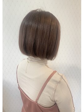 ファブ 銀座(fav) ワンレンボブ・コーラルツヤピンク