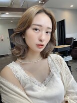 アミヘアーサプライ(AMI Hair Supply)&nbsp;レイヤーカット/韓国風/ベージュカラー/ヨシンモリ