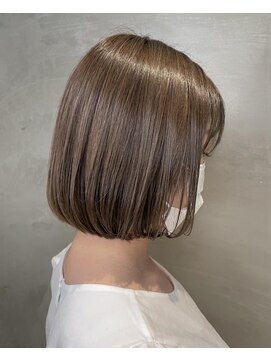 コレット(COLETTE) 簡単スタイリング　ミニボブ　オリーブベージュ