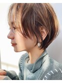 大人かわいい美髪ホワイトグレージュ ネビージュショートボブ