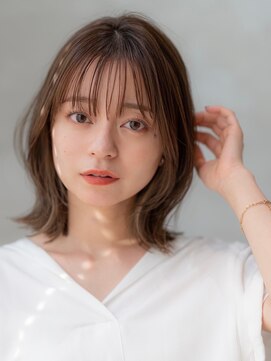 エースハバナ 渋谷(1 HAVANA) 20代30代大人かわいい斜めバングデザインカラーシルキーベージュ