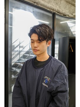 スレイ 西宮(SLAY) 波巻きハイライトアップバングツーブロックマッシュ