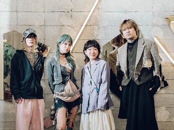 ハコ プラス(HACO+)の写真/【髪カリスマ受賞スタイリスト＆セミナー講師を務める実力派スタイリスト在籍】磨かれた感性と技術を提供*