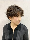 大人美人ショートパーマくるくるパーマアッシュベージュ20代30代