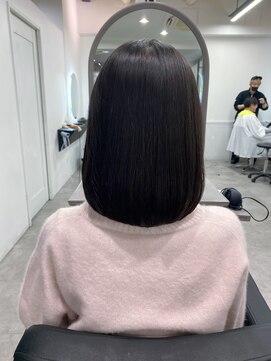 グランドライン(GRAND LINE) 《GRANDLINE友田千栄》黒髪ミディアムスタイル