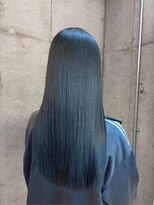 ザ トーン オオミヤ(the tone.oomiya)&nbsp;黒髪/暗髪カラー/オリーブグレー/小顔ヘア/大宮髪質改善