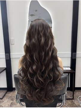 ロア 熊本(LOA) コテ巻き風パーマ　高め強め