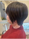 ショートボブ