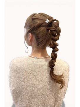 オリンテ バイ レシッド 表参道(orente by rcid) 【谷】ロングヘアヘアセット/編み下ろし/ポニーテール