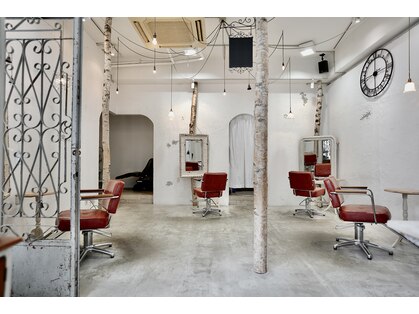 フィオ(fio)の写真