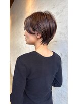 ダム(DaM) ショートボブ髪型20代30代40代50代前髪あり前髪な し面長丸顔