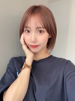 ミーク(meak) 小顔見え 前髪ありの耳かけショート