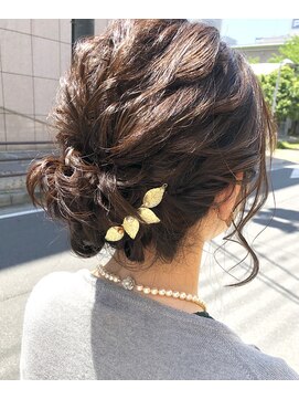 デコヘアー キートス(DECO HAIR kiitos) お呼ばれシニヨンアレンジ