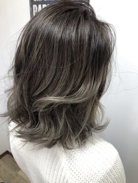 ティエル(Tielu) ＃外国人風＃ツヤ＃カラー