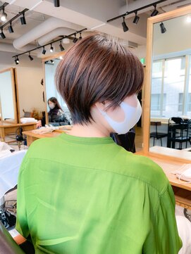 ネイヴィル オモテサンドウ(navile omotesando) 【yuka】シンプル丸みショート 20代30代40代