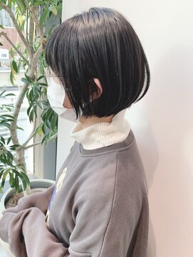 ステア ケース(stair case) 大人かわいいショートヘア黒髪ショートボブ前髪あり20代30代40代