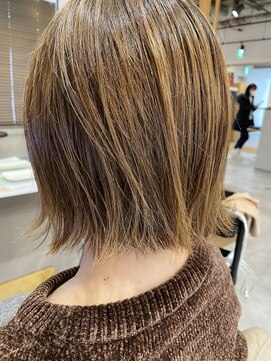 グロウ バイ フェイス(GLOW by face) ブリーチなし透明感小顔くびれボブウルフアッシュグレージュ