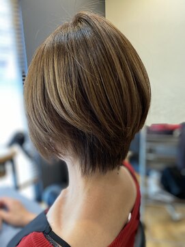 アルター(aL ter) ひしがたシルエットショート