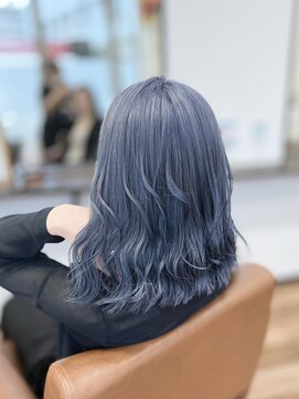 トータルビューティーオアシス(total baeuty OASIS) シルバーアッシュ