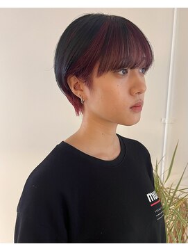 ニコフクオカヘアーメイク(NIKO Fukuoka Hair Make) マッシュショート/アンブレラカラー/ワインレッド