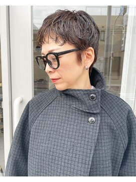 ヨリ(yori) パーマショート　ハイライトカラー　ベリショ