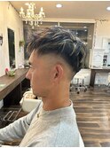 白髪ぼかしメッシュショート