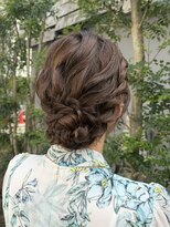《華やかさ×きちっと感》編み込みまとめ髪 結婚式 ヘアアレンジ