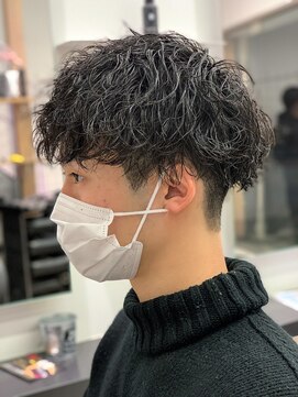 エルマーク 神戸三宮(L-MARK) シャドウパーマメンズカットスパイラルパーマツイスパ波巻き