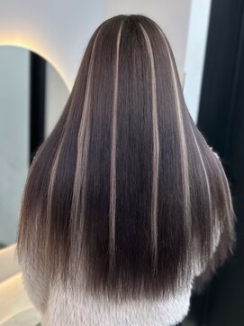 ラピス 福岡天神店(Lapis) ダークグレーシルバーミルクティーホワイトベージュ