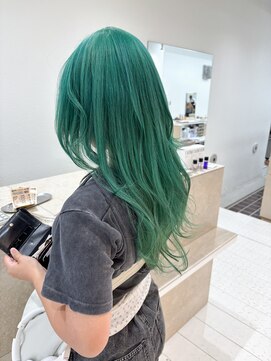 ニュート(Neut ) ターコイズグリーン/ハイトーンカラー/ケアブリーチ/名古屋