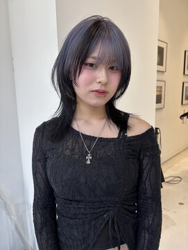 ハイブ 金沢(Hive) レイヤーカットパープルグレーデザインカラーハイトーン