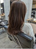 ミディアムにイメチェン×自然なブラウンカラーで大人可愛く