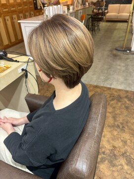 ユラギフロムユイマァル 水島店(YURAGI from YUIMARL) ショート30代40代50代白髪ぼかしブリーチカラー