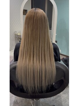 ロサ ファイブヘアー(Rosa..5Hair) メンテナンストリートメント！！