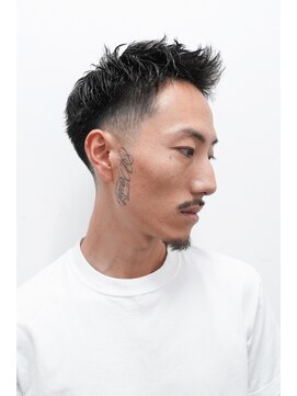 ルックグッドストア(LOOK GOOD STORE) スキンフェードアップバングジェットフェザーアップバーバー三宮