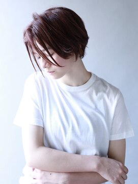 ザビー(THE B) 本八幡×赤髪×ブリーチなしカラー×シンプルストレートショート