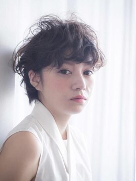 スリーバイキープ 尾山台(THREE by KEEP) 【THREEbyKEEP、尾山台木田】 小顔 マッシュショートパーマ