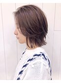 セピアウルフレイヤーボブ_インナーグレージュ_ba286931
