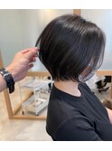 ショートボブ