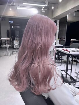 ペレ 渋谷(PELE) K141_ホワイトピンク ブリーチ2回~