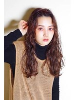 スピガ(SPIGA)&nbsp;パーマ風ロングヘア