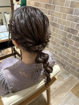 ネオリーブエム(Neolive em;) ＊編みおろしアレンジ＊