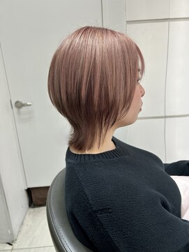 ユーフォリア エヌ 池袋サンシャイン通り店(Euphoria +n) 小顔効果◎ナチュラルウルフ×ホワイトピンク/10代20代30代