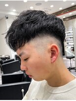 ルースト 京都駅前店(ROOST)&nbsp;【フェード】前下がりバングスタイル