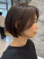 ソワネ 表参道(soigne)&nbsp;表参道白髪ぼかしハイライトアッシュグレー丸みショートボブ40代