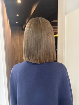 ケイリー(KAYLEE) ベージュカラー